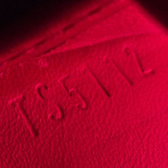 ♥️Louis Vuitton Pink Floral Vernis Ikat Flower Zippy Coin Purse/Wallet| PRELOVED - Picture 14 of 16